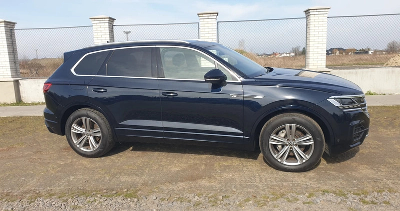 Volkswagen Touareg cena 259999 przebieg: 46212, rok produkcji 2021 z Bielsko-Biała małe 232